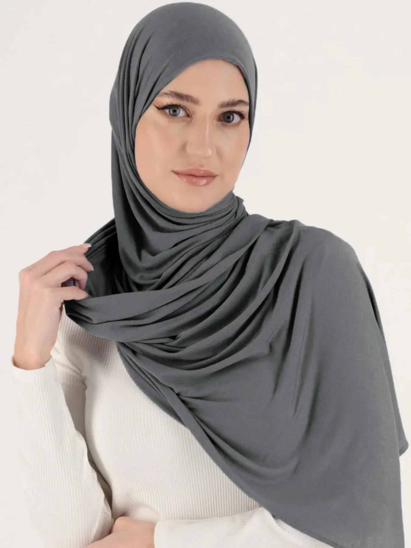 Women's Solid Color Instant Hijab, Modest Casual Soft Comfortable Hijab for Daily Wear, Fashionable Minimalist Muslim Clothing for Women