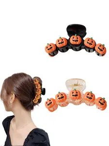 Halloween 2-piece hairpin set, featuring a three-dimensional pumpkin design. Ideal for thick or long hair, these large-sized Halloween hair accessories are designed for women. With a strong grip and clamping mouth, they are perfect for role-playing hair a