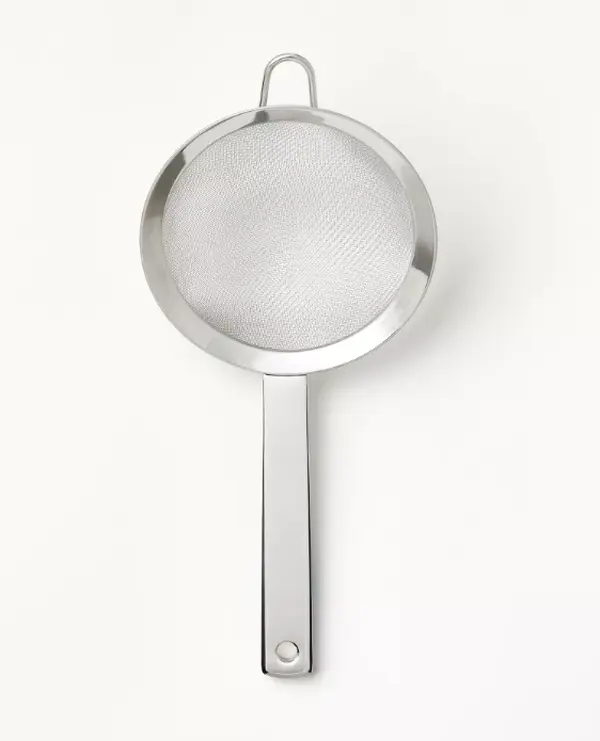 Stainless Steel Fine Mesh Strainer, 5.5 Inch Kitchen Sieve for Flour, Pasta, Fruits & Tea