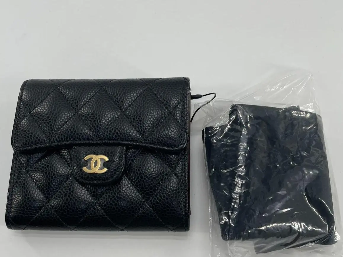 Pre-owned CHANEL Classic Trifold Compact Wallet Caviar Leather