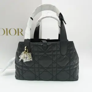 Pre-owned 1 Tote Bags Dior HZ2tk mf8579