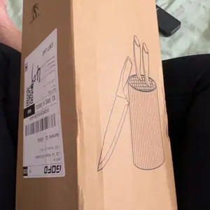 Knife Set,  8-Piece Kitchen Knife Set for Chef, Sharp Knife Set with Universal Knife Block, Anti-Rust Kitchen Knife Block Set,  (Black) Stainless Steel Cutting