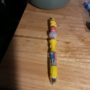 customizable beadable light up pen