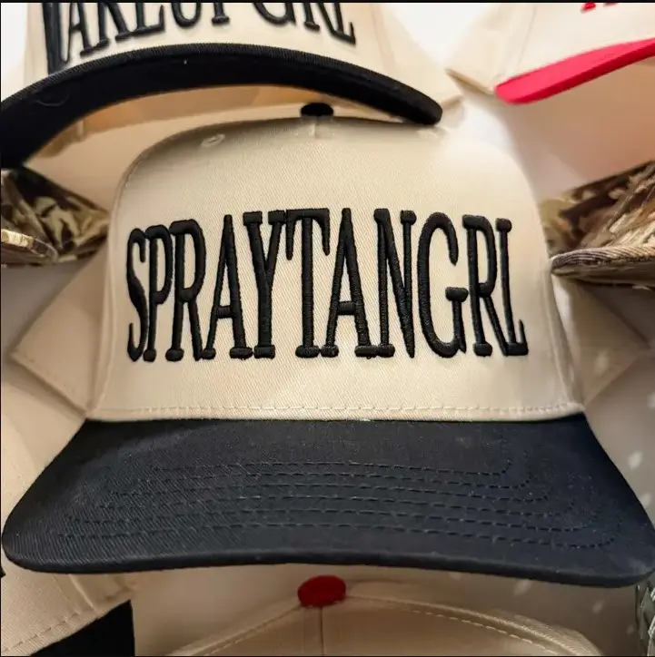 SPRAYTANGRL Hat – Embroidered Trucker Cap for Spray Tan Artists, Beige and Black Aesthetic Hat, Tanning Salon Merch Gift for Estheticians