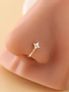 Mini Four Leaf Clover U Shape Fake Nose Ring for Women, Non-Piercing Nose Cuff for Teens Girls, Perfect Gift for Birthdays Valentine's Christmas, Body Jewelry