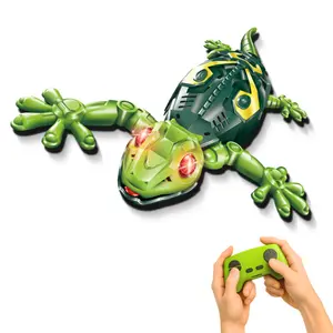 Wall Crawler Gecko, Remote Control Toy, Electric Lizard Toy with LED Glowing Eyes, 360° Spin, Animal Robot Toy, Fun Indoor Toy, Gift Idea, Party Toy, Cool Gifts, Family Fun