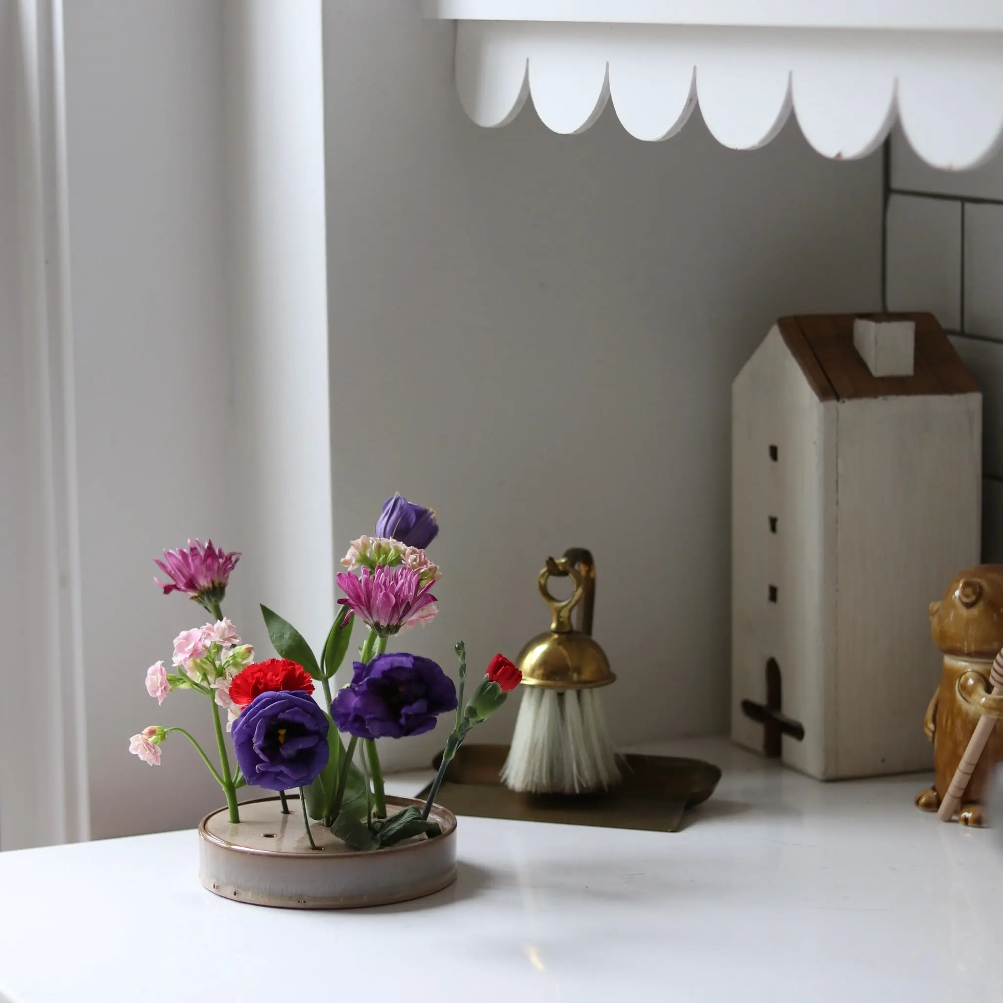 Halo Stoneware Flower Frog - Sand
