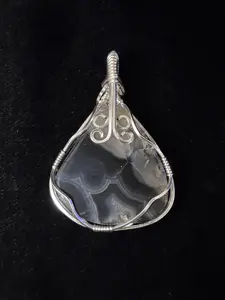 Agate pendant