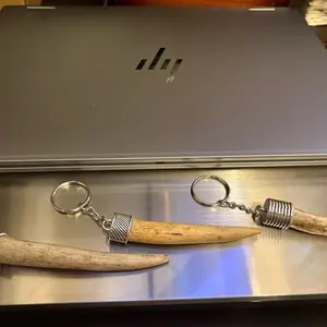 Bucks & Bones Lucky Hunter Keychain - Elegant Deer Antler Handcrafted Keychain with Unique Design for Hunters Collectors & Nature Lovers