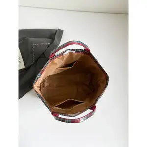New Vintage Plaid Large Capacity Dupont Paper Tote Bag, Casual Versatile Fashion Handbag, Perfect for Daily Work Commute Shopping