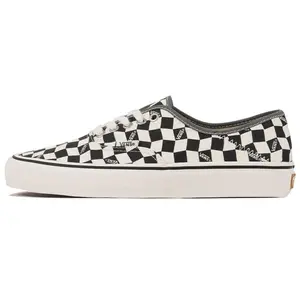 Vans Authentic VR3 Low-Top Unisex Casual Rubber Sneaker Trainers, Black and White Walking Shoes with Verifiable Credentials for Global Authentication