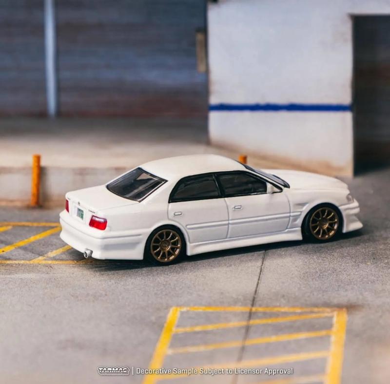 TARMAC 1:64 SCALE VERTEX TOYOTA CHASER JZX100 WHITE METALLIC