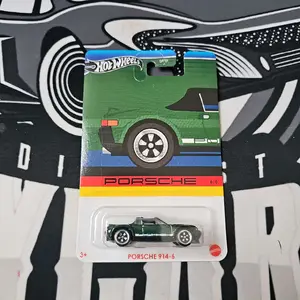 2023 Hot Wheels - Wally World Only - Porsche Chase Piece - Porsche 914-6