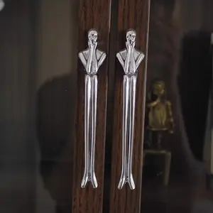 Innovative Design Brass Material Silver Color Electroplated Modern Minimalist Wardrobe Door Drawer Nordic Luxurious Gold Cabinet Long Handle