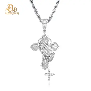 Delzzad 1.8ct Praying Cross Pendant VVS Synthetic Moissanite S925 Unisex Creative Iced Out Praying Hands Cross Charm Pendant Necklace Perfect for Any Occasion & Everyday Wear Wedding Engagement Birthday Weekends Anniversary Christmas Gift