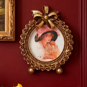Vintage Five-Petal Bow Round Photo Frame, Sturdy Frame Design, European Mini Desktop Picture Frame, Home Decor for Photography Props, Home Decoration