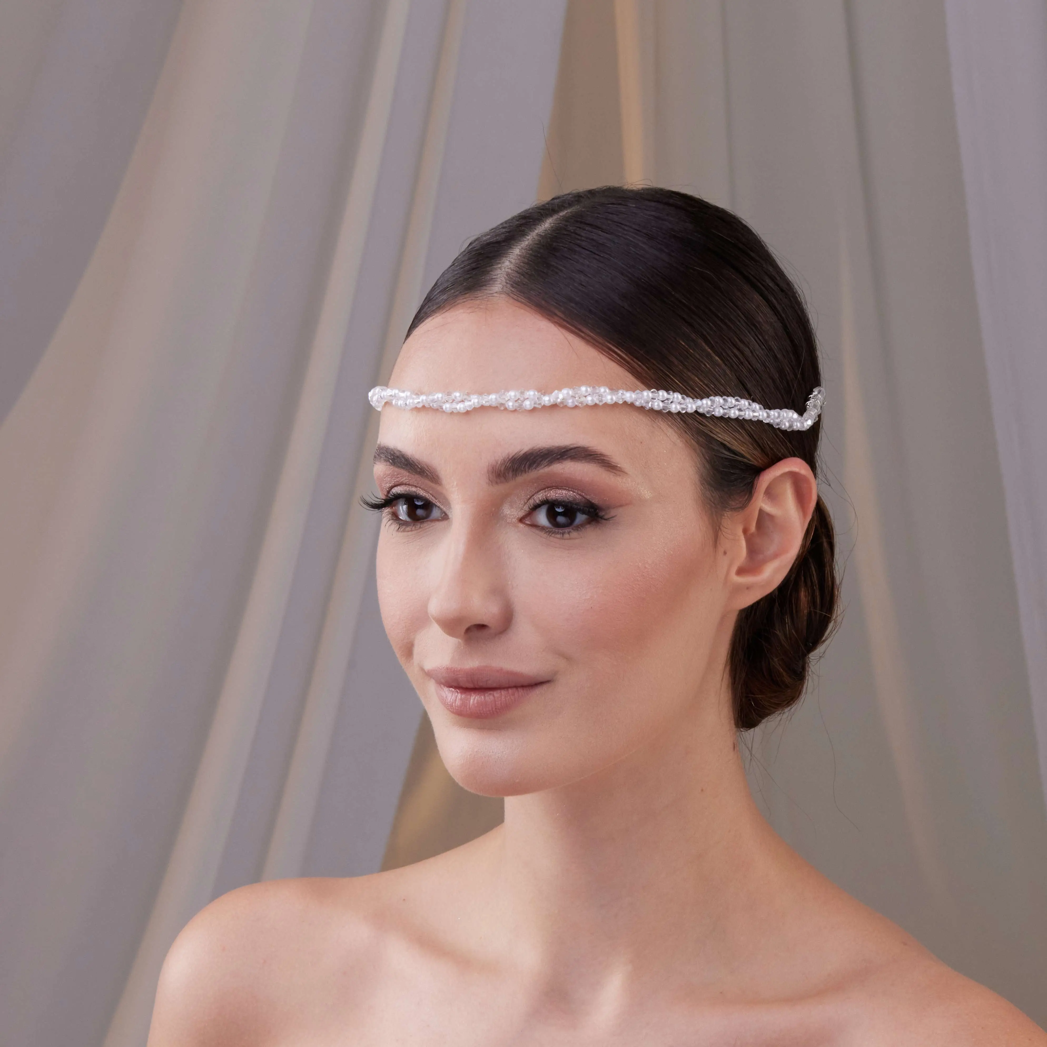 Pearl and Crystal Bridal Halo - Elegant Design with Pearl and Crystal Accents, Ideal for Special Occasions and Weddings headband thick