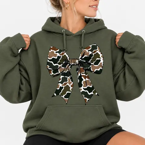 Vintage Preppy Coquette Bow Camo Pattern Pullover Hoodie, Retro Camo Lovers Sweatshirt, Hunting Wife Mom Apparel Gifts