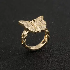 Alma de Mariposa Gold-Tone Butterfly Ring - Detailed Design Jewelry Piece