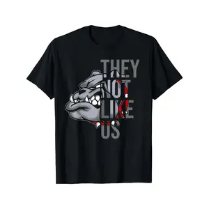 Monawear They Not Like US Funny Bulldog American Football Game Day T-Shirt Classic Cotton T-Shirt Timeless Style Staple Gift for Men Women Dad Mom Friends 180g