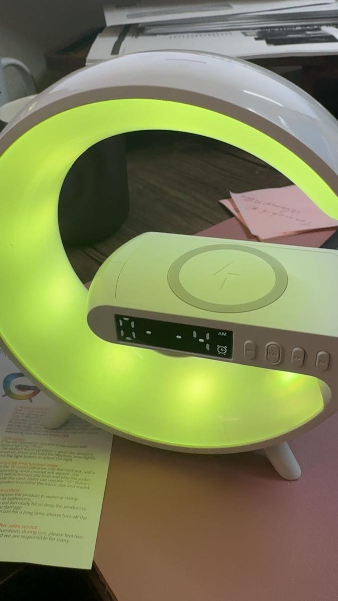 Item: white, one-size