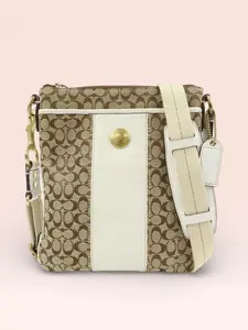 Pre-owned coach Canvas Crossbody Bags Signature CollectionCrossbody Swingpack