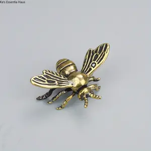 Collectible Retro Brass Bee Statue Realistic Insect Desktop Decor Office Bookshelf Ornament Birthday Gift For Entomology Collectors