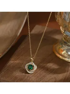 Women's Niche Luxury Emerald Collarbone Necklace, New Classic Round Full Zircon Diamond Design, High-End Versatile Daily Wear Jewelry