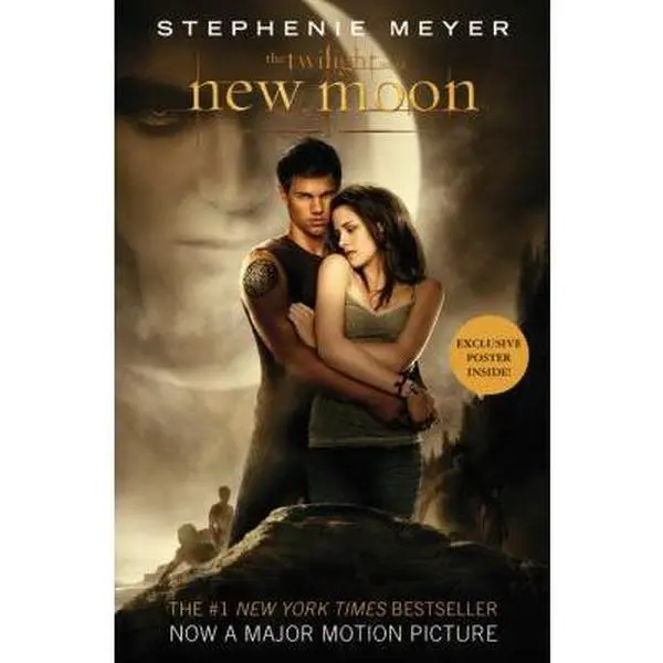 USED Book - New Moon by Stephenie Meyer (Paperback) - english