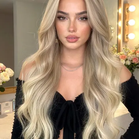 Wig, Curly Wig With Bangs, 28 Inch Long Curly Hair, Long Bangs, Perfect for Party and Cosplay, All Seasons, No Ca Prop 65 Re