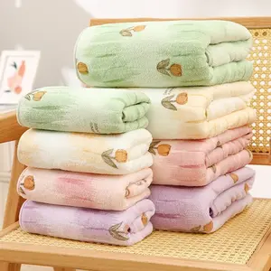 2pcs Floral Towel Set, Coral fleece material,1 Towels And 1 Bath Towel, Soft And Absorbent Household Bath Towel, Bathroom Bath Towel, Face Towel, Washcloth,  Suitable for Home Use, Bathing, Seaside Bath Towel