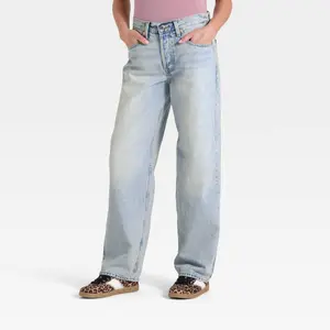 Women's Mid-Rise 90's Baggy Denim Jeans - Universal Thread Light Wash 14 Short
