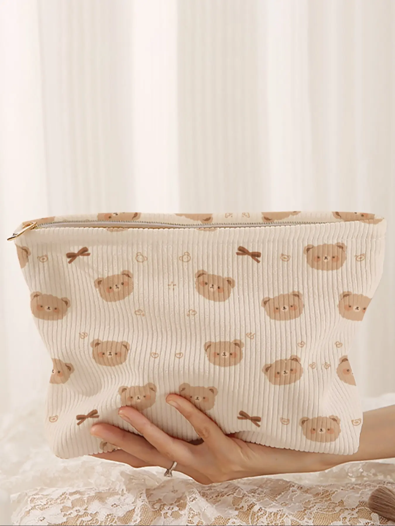 Cartoon Bear Printed Corduroy Makeup Bag, Cute Lightweight Multi-Functional Fashion Casual Cosmetic Pouch, Travel Makeup Bag for All Occasions, Makeup Organizer Pouch, Makeup Storage Bag, Cosmetic Bags