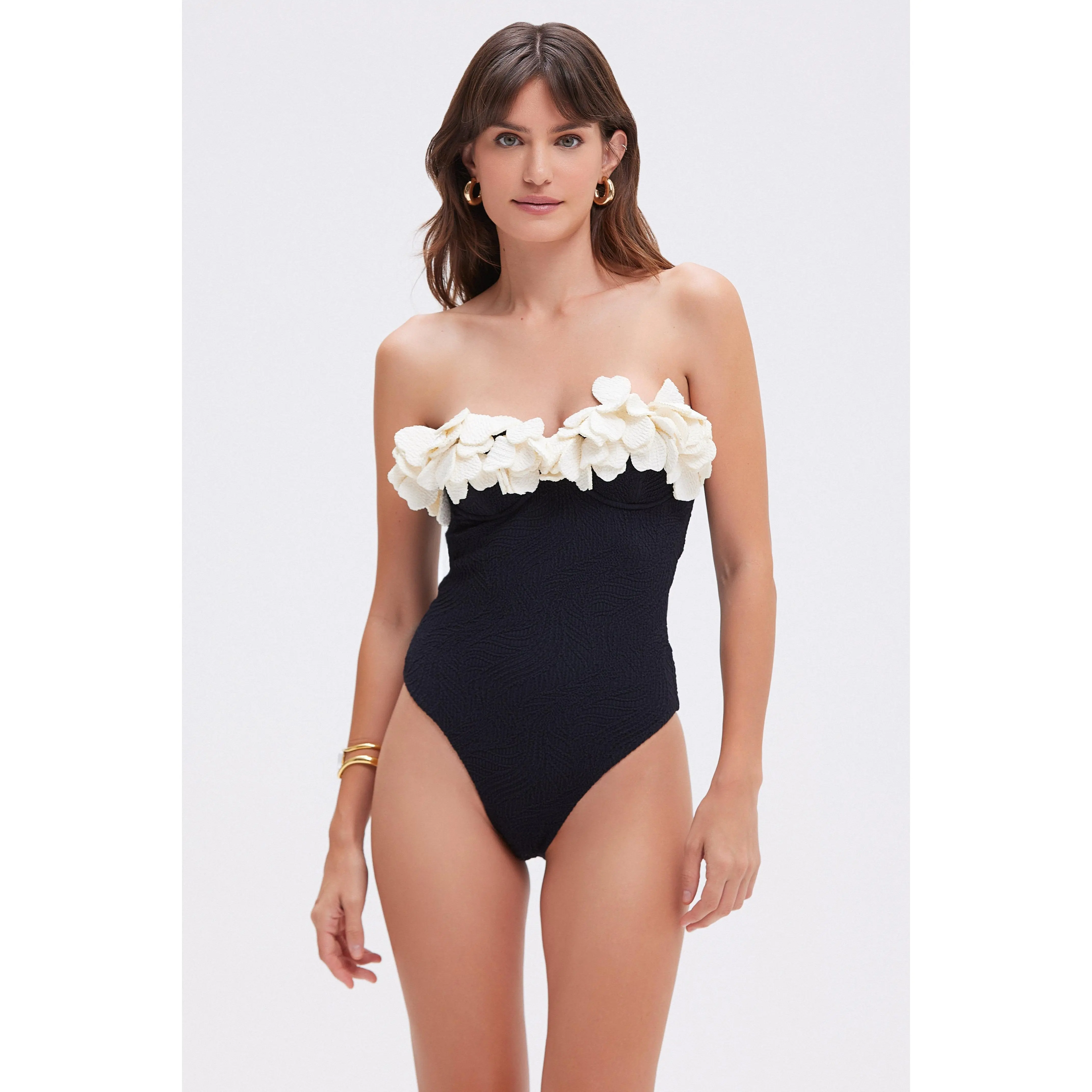 BREEZE JACQUARD FLOWER APPLIQUE ONE PIECE