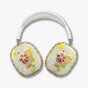 Strawberry Shortcake™ Berry Besties AirPods Max Cover