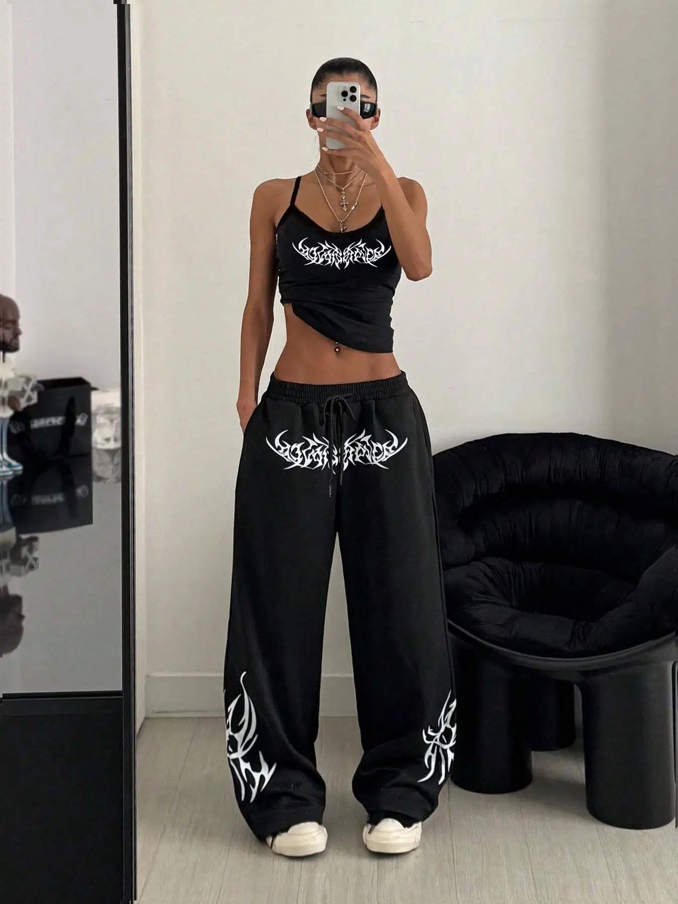 Women's Casual Two-Piece Set, Graphic Tracksuit, Tracksuit Outfit, Sporty Chic Outfit, U-Neck Slim Fit Tank Top + High Waist Straight Leg Pants, Fashion Floral Design, All Seasons Sportswear