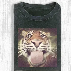 Tiger Graphic T-Shirt, Vintage Tiger Face Tee, Unisex Soft Cotton Shirt, Wild Animal Lover Gift, Nature Graphic Tee, Oversized T-Shirt, Streetwear Fashion