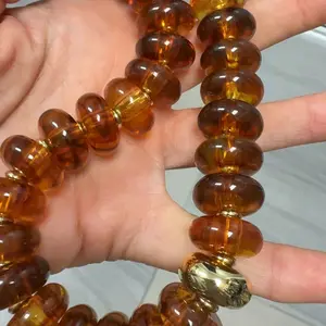 Retro Amber Beaded Necklace, Chunky Tortoiseshell Statement Jewelry with Gold Accents and an Adjustable Chain, Amber Necklaces, Vintage, Elegant, Unisex