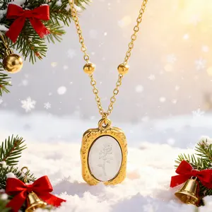 Magic Mirror Rose Necklace Creative Design Small Mirror Necklace No Fading Retro Embossed Magic Mirror Fashionable All-match Clavicle Chain Sweater Chain Valentine's Day Gift