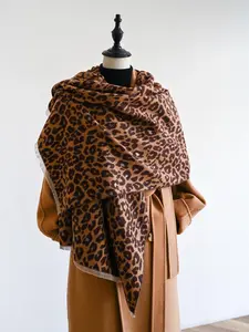 Women's Leopard Print Tassel Decor Shawl, Casual Thick Warm Long Scarf for Fall & Winter, Fashion Accessories for Women & Girls