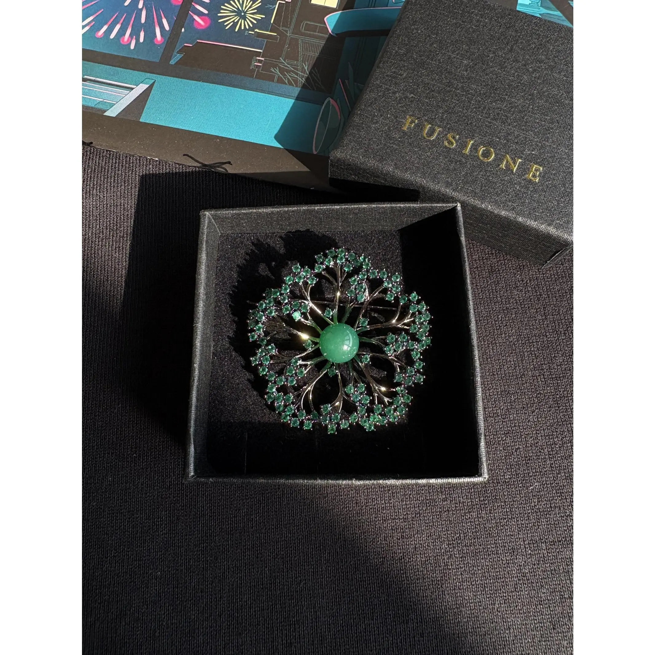 Emerald dandelion brooch pendant