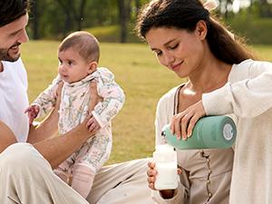 Momcozy Portable Milk Warmer for Travel – Dual Heating Modes for Breast Milk & Water, Portable Bottle Warmer with Fast Heating & Long Battery Life, 17 Ounces Large Capacity to Meet Your All-Day Needs