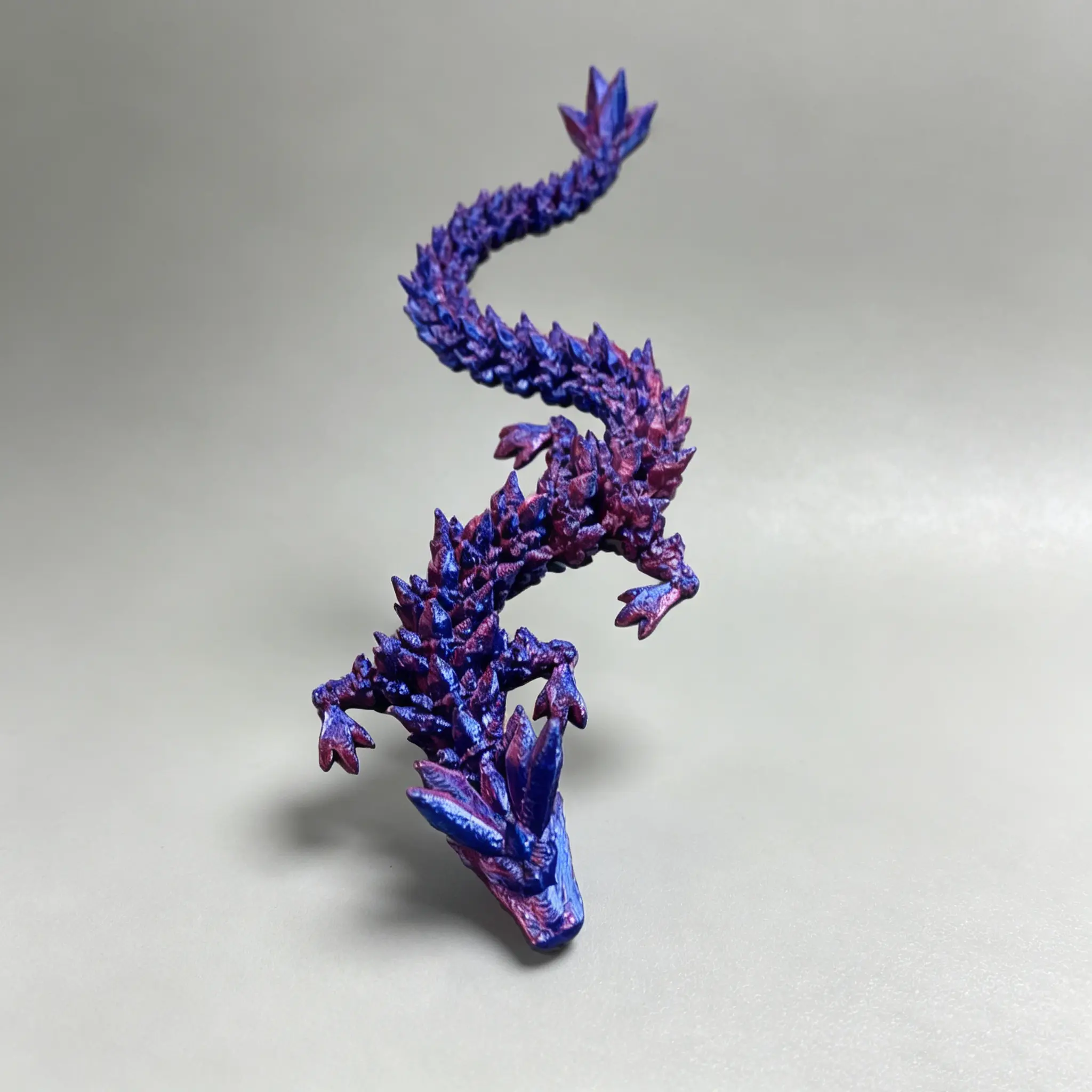 3D Printed Dragon Figurine, Single Vibrant Gradient Dragon Egg Ornament, Unique Desktop Decoration for Home and Office, Perfect Home Decor Gift