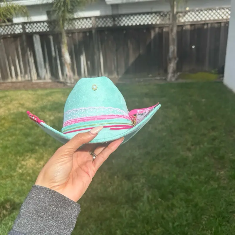 Western cowgirl hat (Mint Princess)