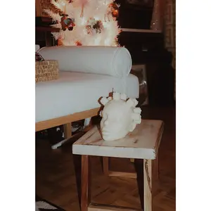 Crown Glory Bantu Knot Candle – Black Art for Christmas Tablescape & Centerpiece