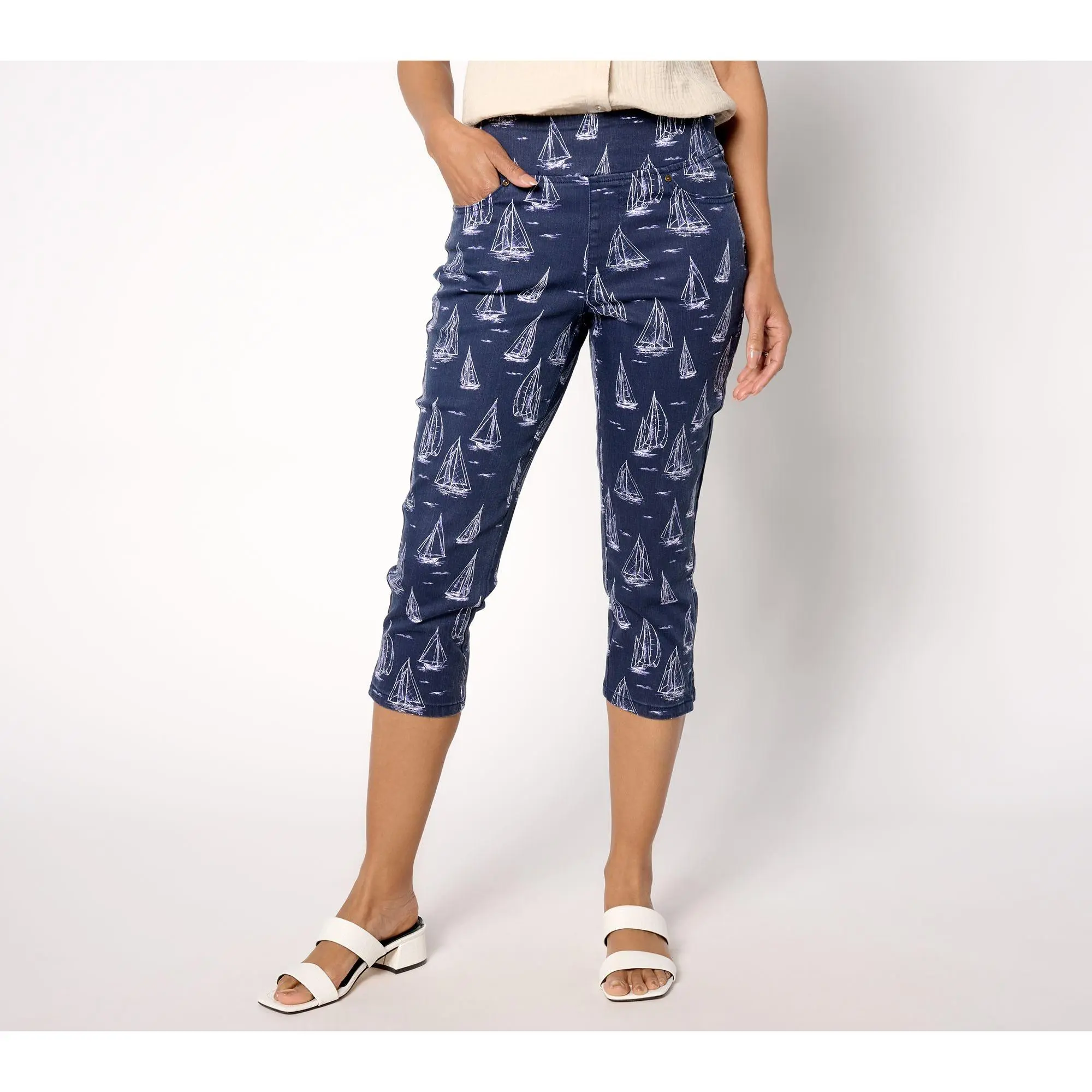 Belle by Kim Gravel Regular TripleLuxe Twill Come Sail Away Capri Pant