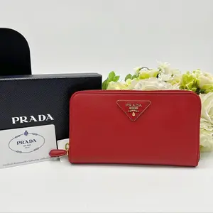 Pre-owned PRADA As Shown Shoulder Bags Saffiano Triangle Zip Around Wallet Red Leather 2101218850000