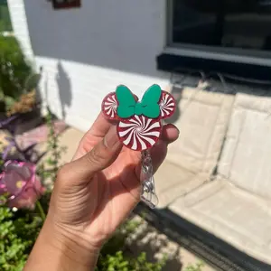 Red Swirls Xmas Mousehead Badge Reel | Handmade Resin Badge Reels