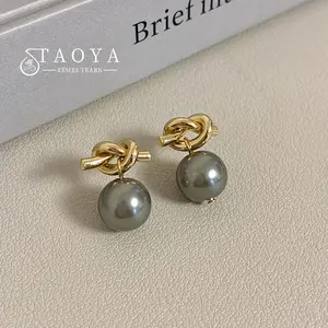 2025 Design Knot Metal Pearl Pendant Fashion Dangle Earrings For Women‘s Classic New Creative Jewelry Cooper alloy Accessories