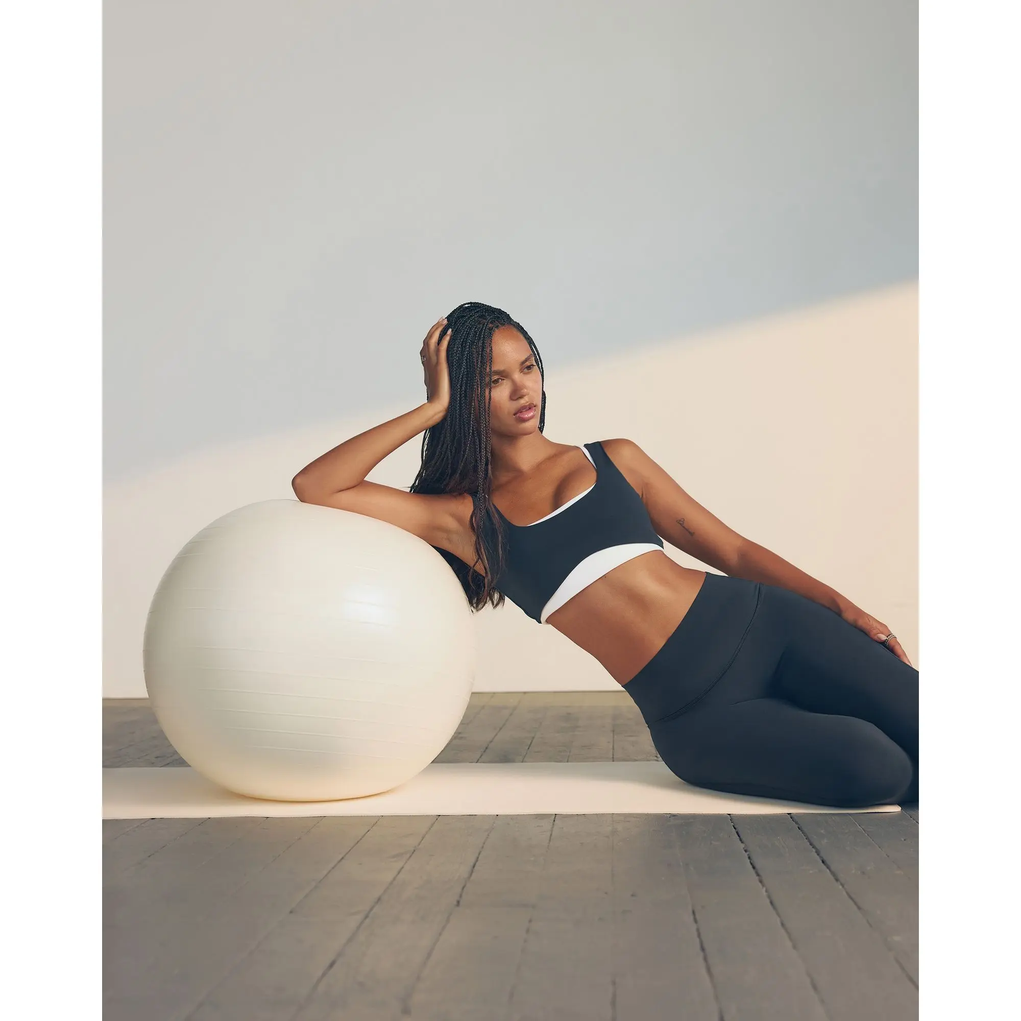 Abercrombie & Fitch YPB Studioflex Double-Layered Sports Bra